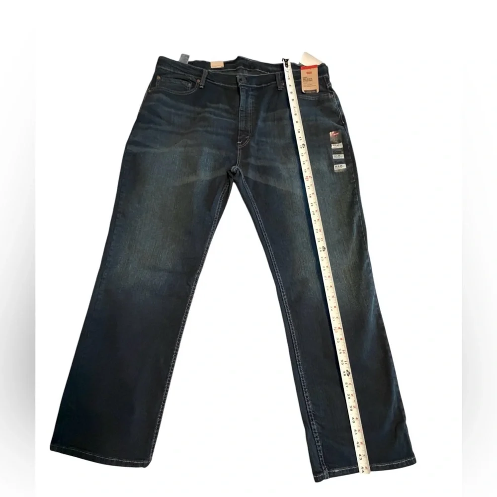 NWT Levi’s 559 Relaxed Straight 42x30 Dark Wash Stretch Jeans $69.50